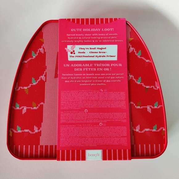 BNIB Benefit Makeup Gift Set - Picture 2 of 3